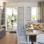 Parque de vacaciones Odalys Les Hauts De Cocraud 2*