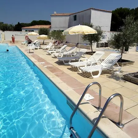 Odalys Les Hauts De Cocraud Village de vacances La Flotte