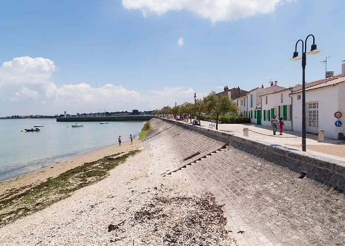 Odalys Les Hauts De Cocraud 2* La Flotte