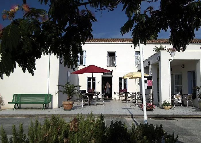 Holiday park Odalys Les Hauts De Cocraud 2*