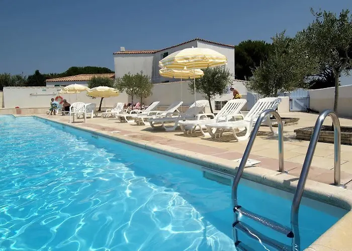 Holiday park Odalys Les Hauts De Cocraud 2*